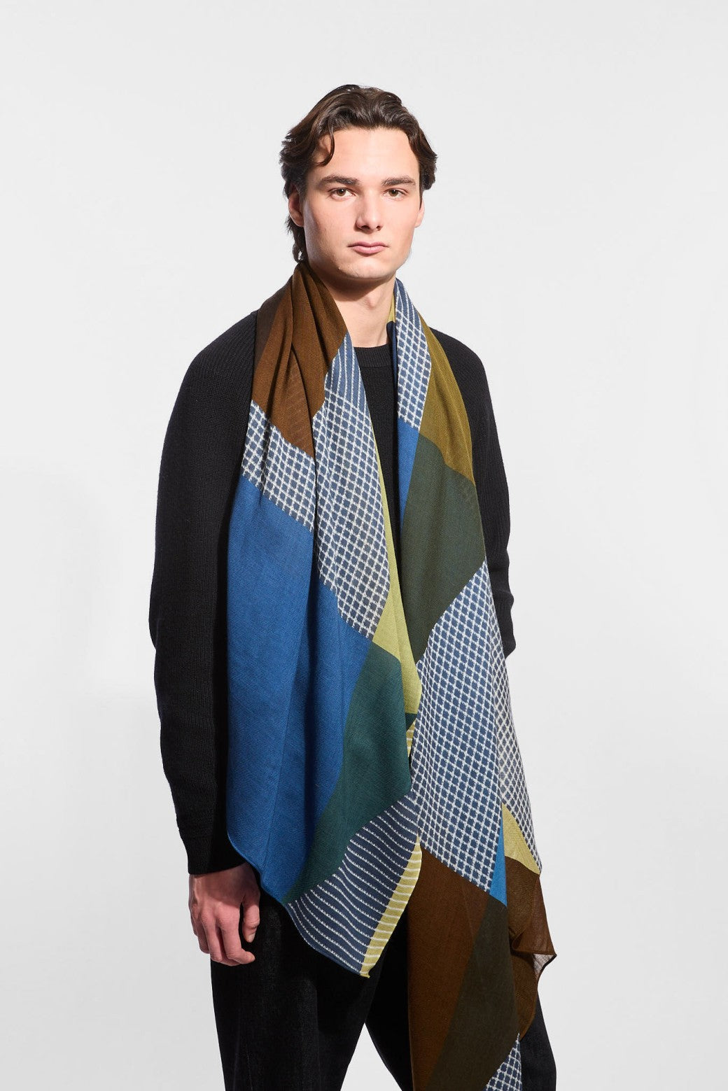 Surface Jet Scarf