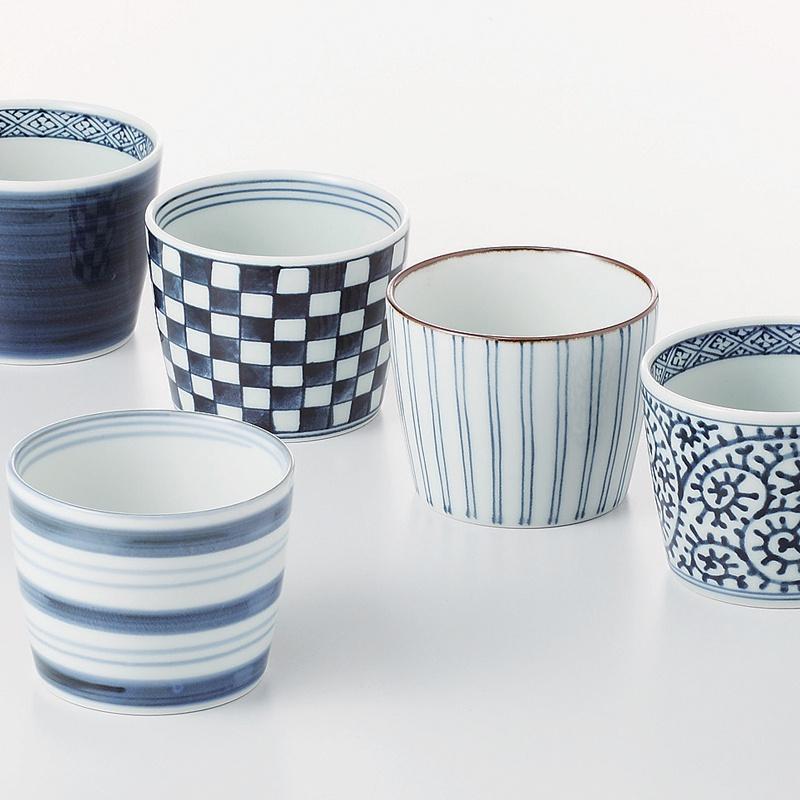 Ceramic blue and white painted ramekins pattern 