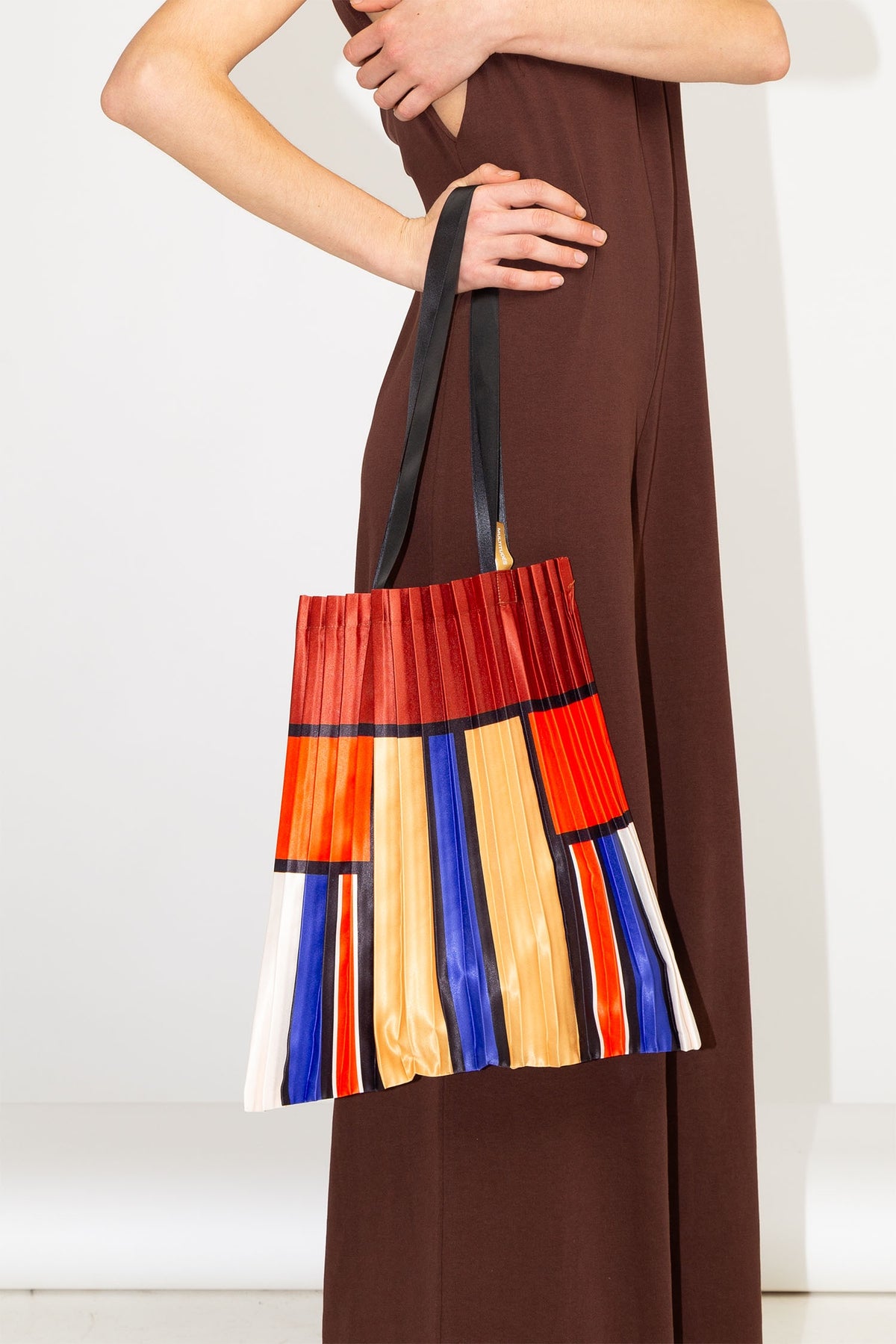 Multitudes Gallura Tote Bag