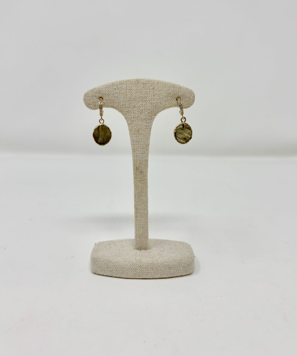 Baby Kara Bo Pic Earrings in Labradorite