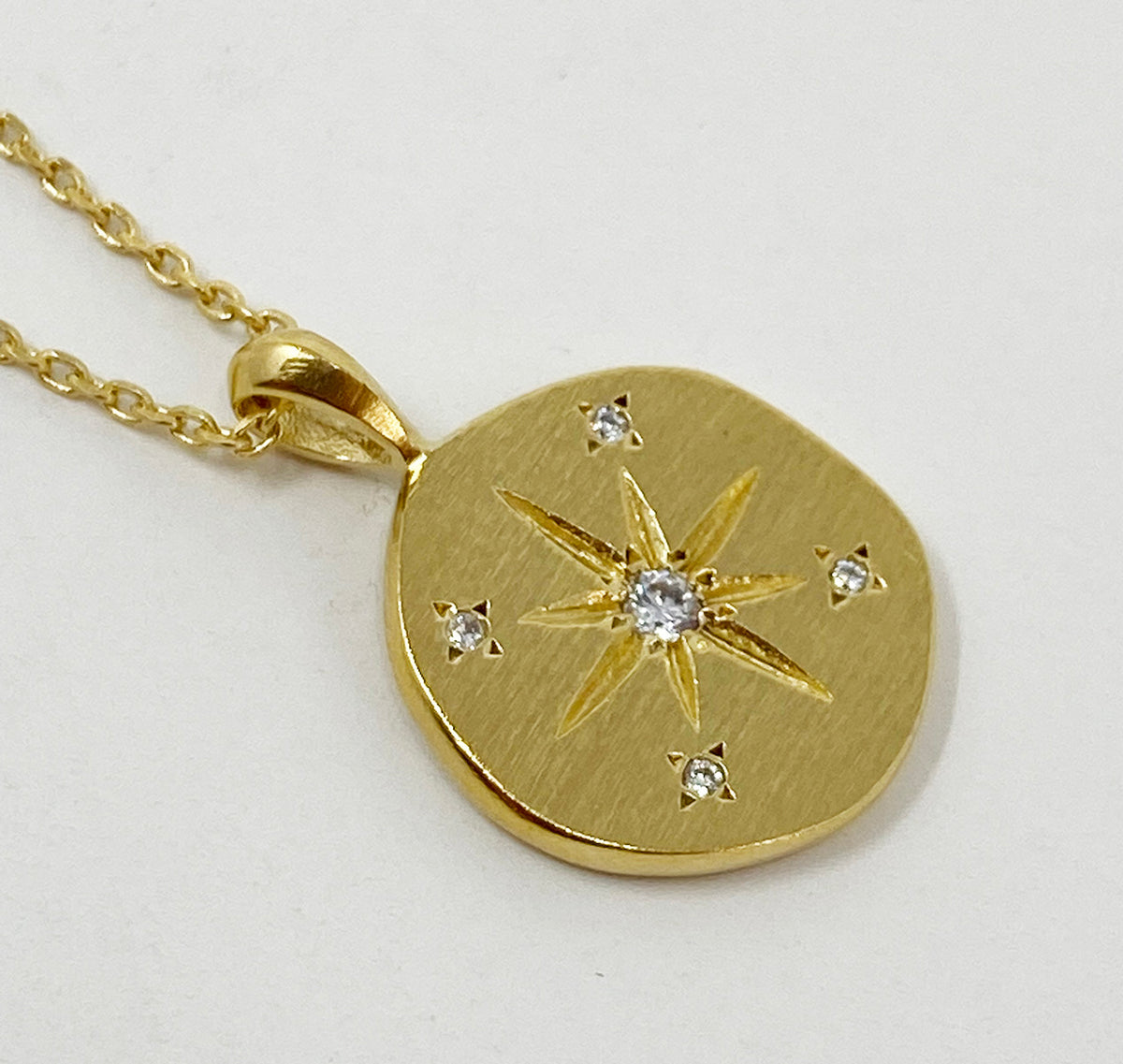 Hope Medallion Neo Zirconium Necklace