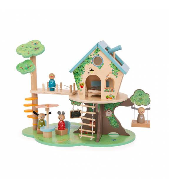 La Grande Famille Wooden Tree House